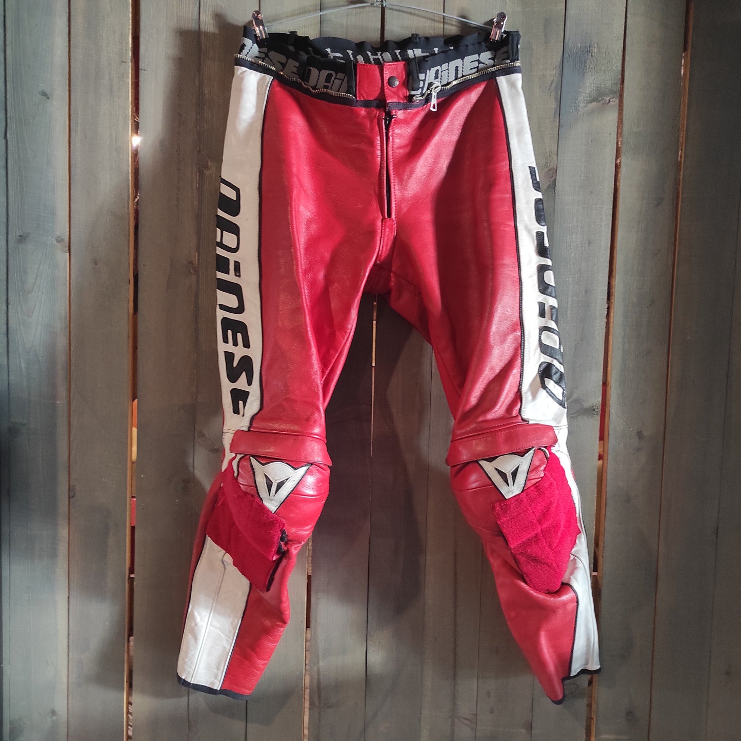 Кожен панталон Dainese