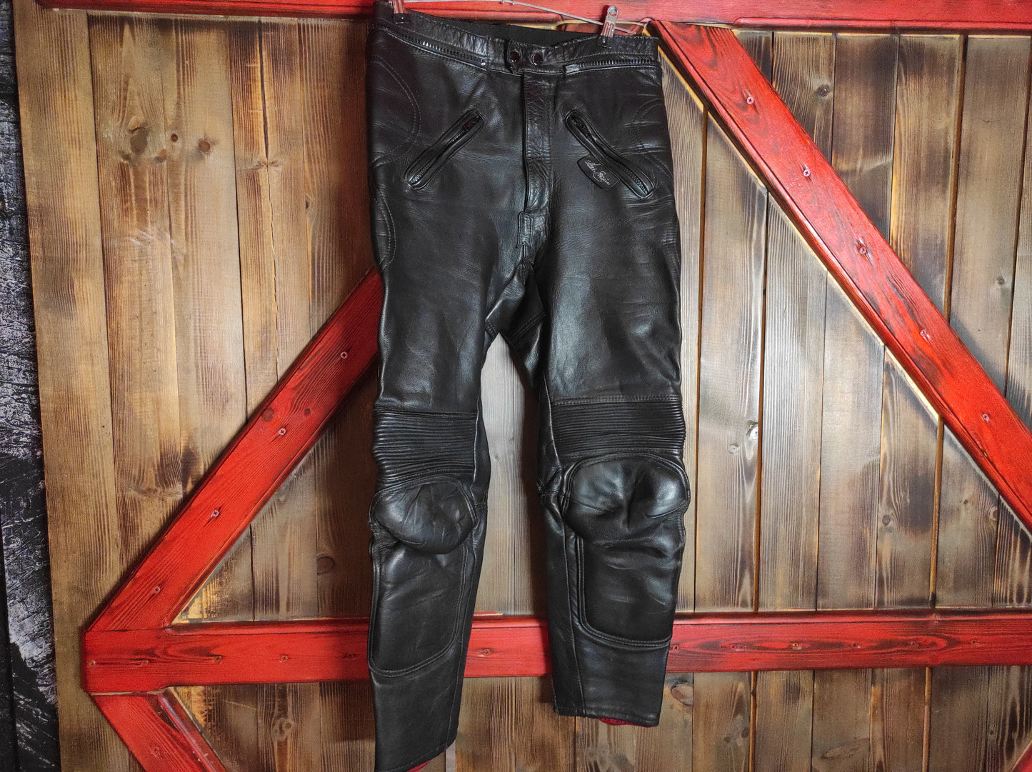 Кожен панталон/46