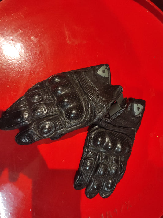 Кожени ръкавици Revit/L